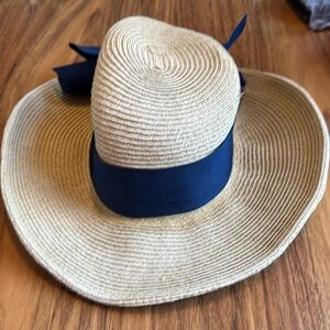 Tuckernuck Toucan Hat